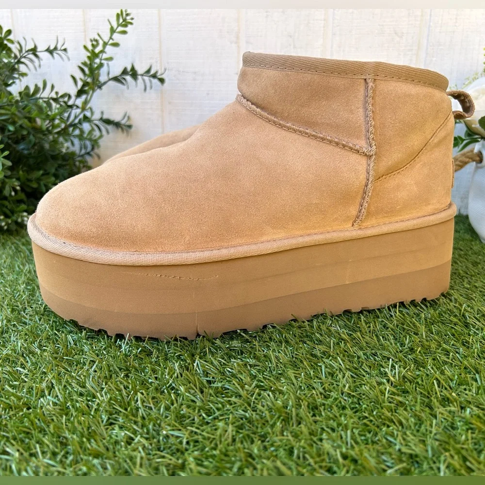 UGG women Ultra Mini Platform Size 9 gently used Color: Sand